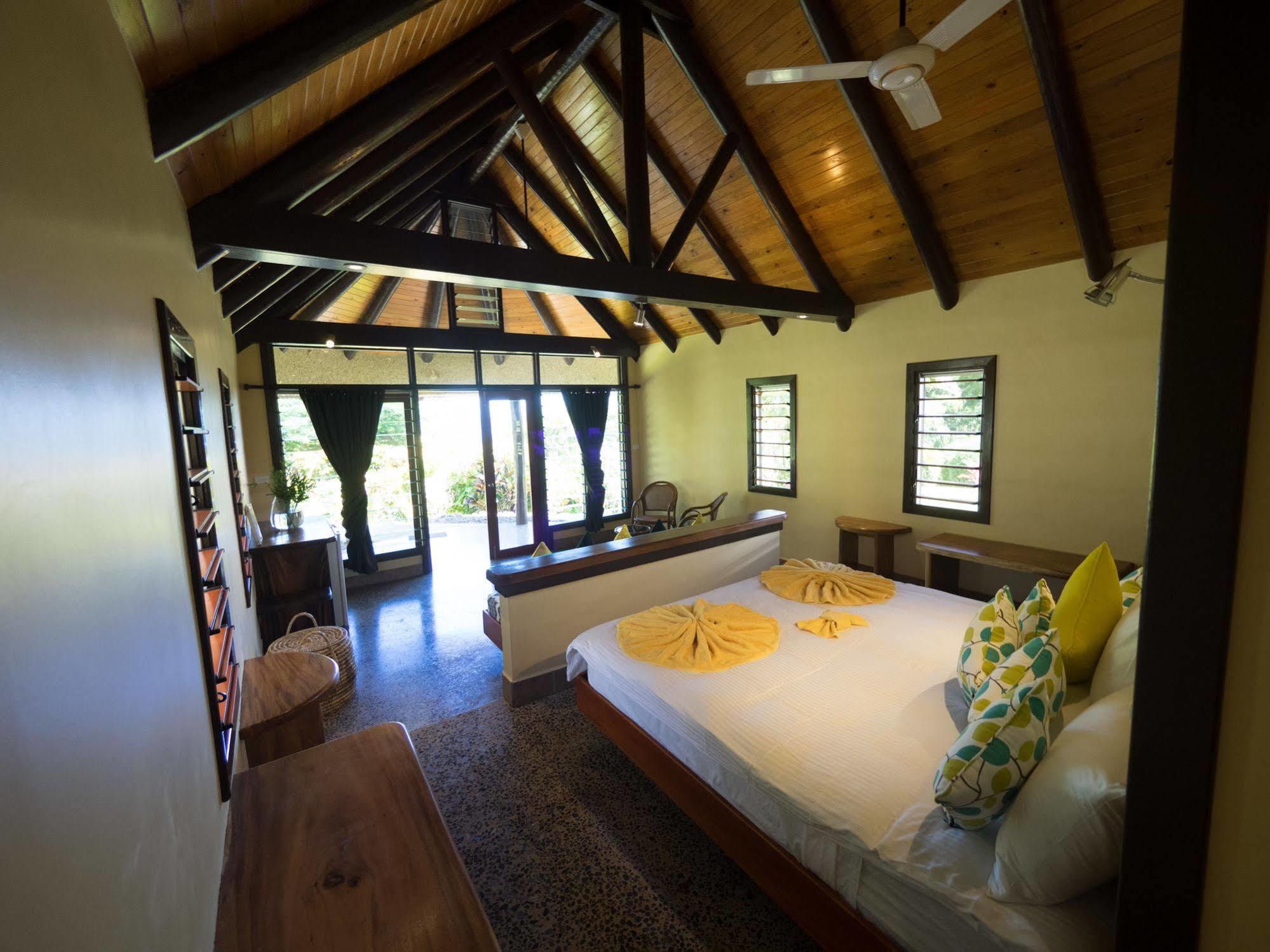 Taveuni Dive Resort Waiyevo Extérieur photo